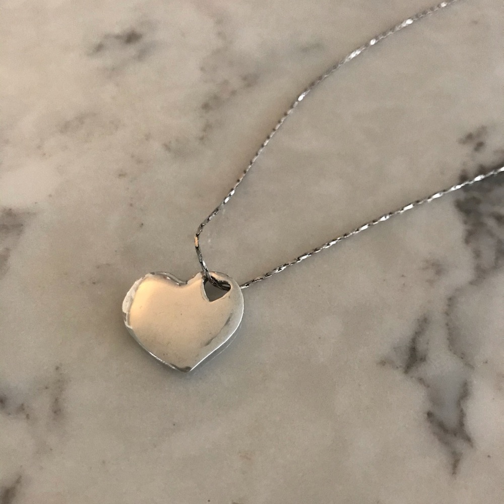 Silver heart necklace